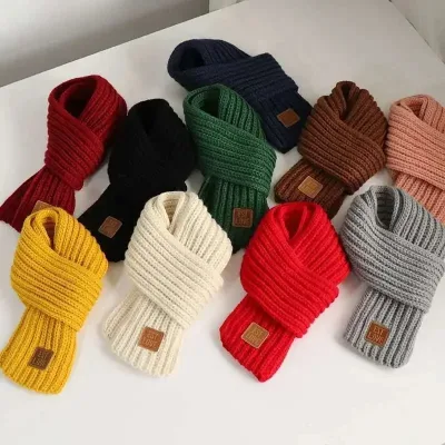 Écharpe tricotée d'hiver pour enfant, motif uni