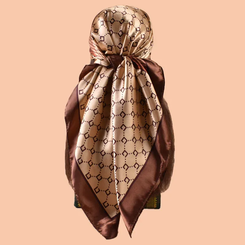 Foulard carré en satin polyester pour femme