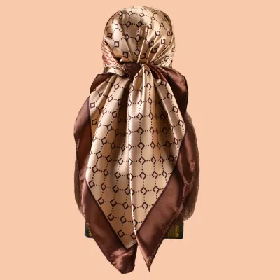 Foulard carré en satin polyester pour femme