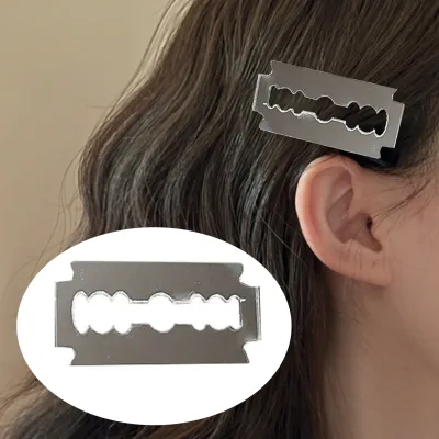 Pince à cheveux en forme de couteau, plastique – image 2
